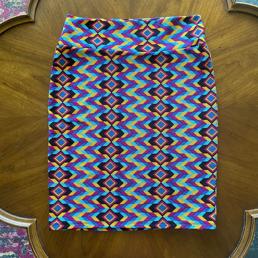 Lularoe Vibrant Geometric Cassie Skirt